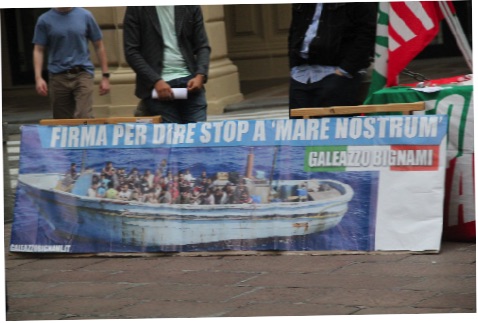protest against those crossing the Mediterranean to come to Italy