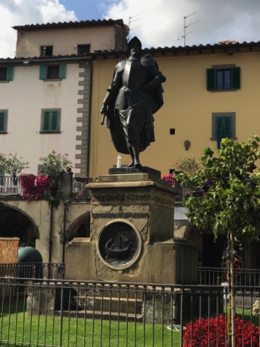 statue of Giovanni  Verrazano